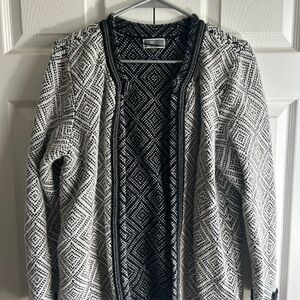 JM Collection Black and White Geometric Cardigan Sweater